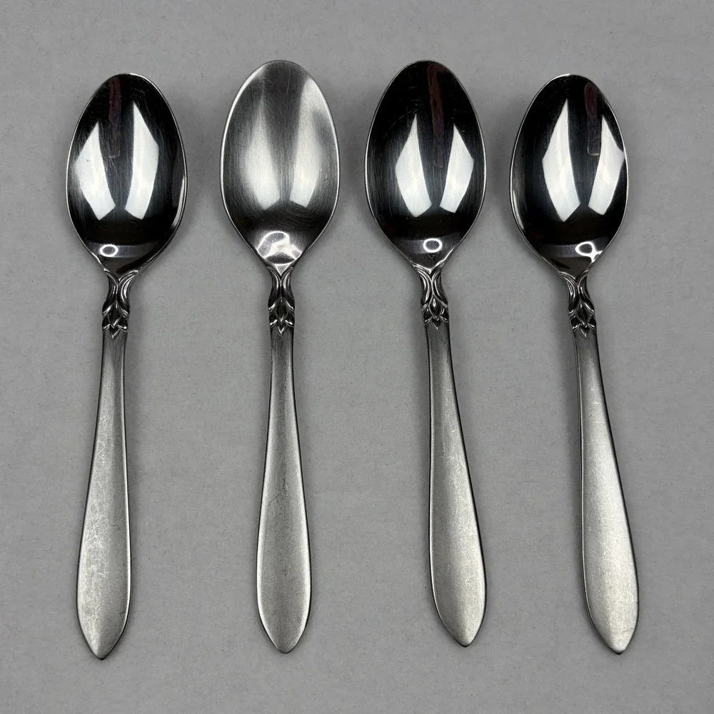 Oneida Simba-Jacqueline Stainless Steel Soup Spoons Set of 4